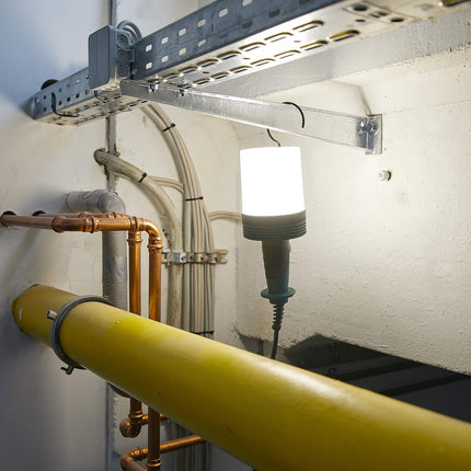 Hand lamp with hook, 5 meter cable, IP54