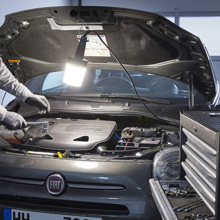 Hand lamp with hook, 5 meter cable, IP54