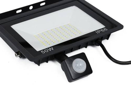 Baulampe mit Sensor 50W IP65 Breitstrahl-Außenlampe - 6000K
